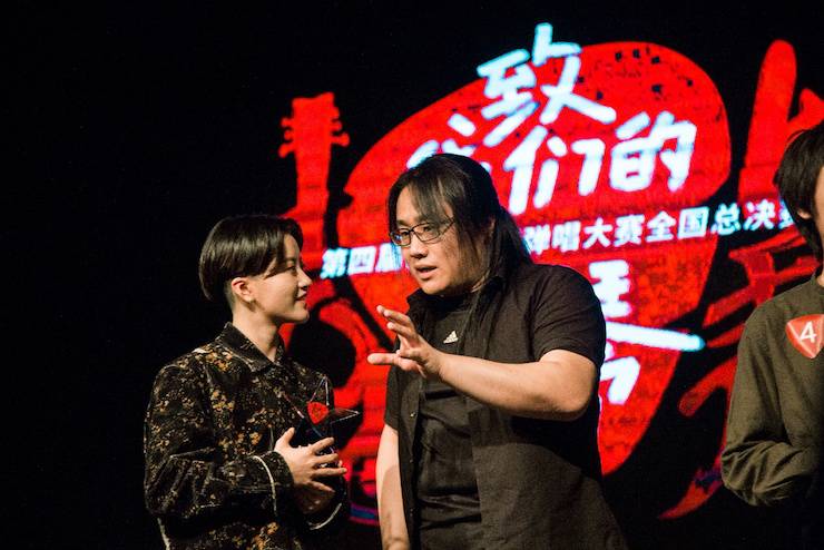 第四届“s36沙龙会吉他女声弹唱大赛”总冠军出炉<br />温格夺冠，董冬冬担任评委